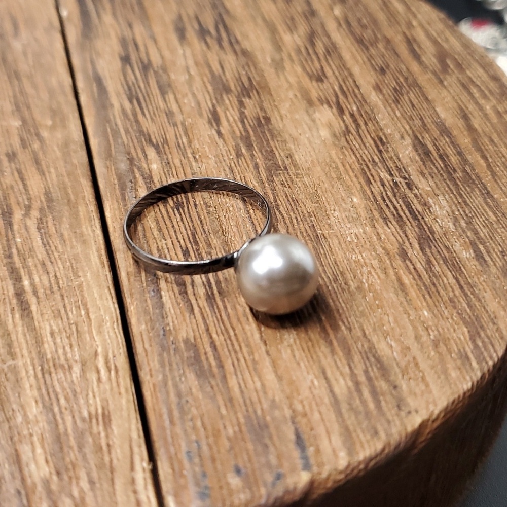Costume Bauble Faux Pearl Ring Size‎ 8 R315